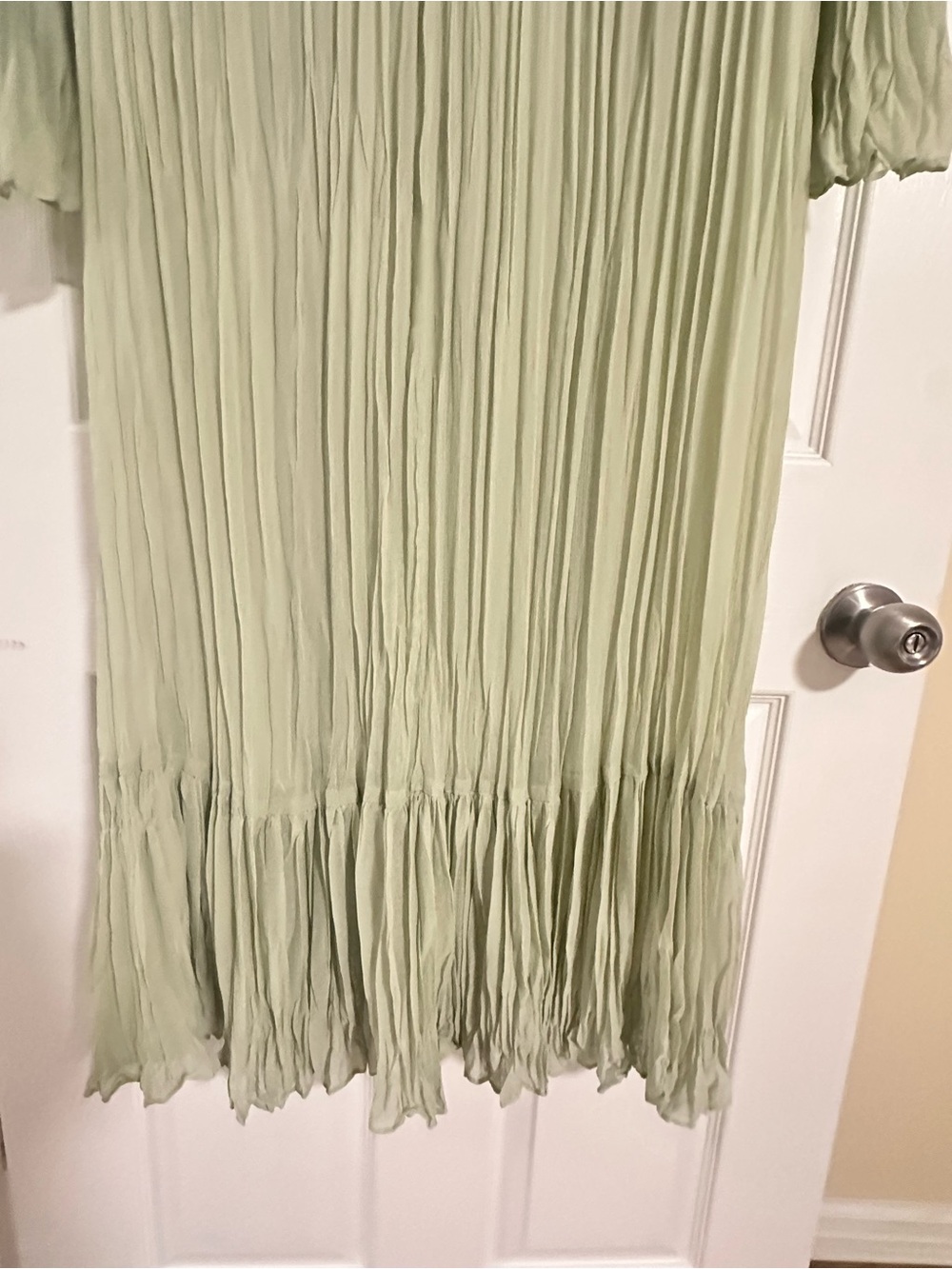 H&M Sage Green Pleated Midaxi Dress with Long Sleeves - Picture 5 of 5